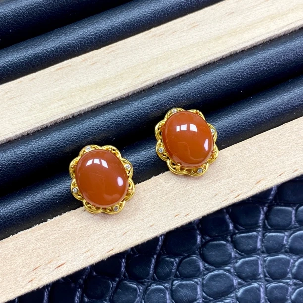 天然南红玛瑙耳钉大蛋面柿子红浓艳中国风
