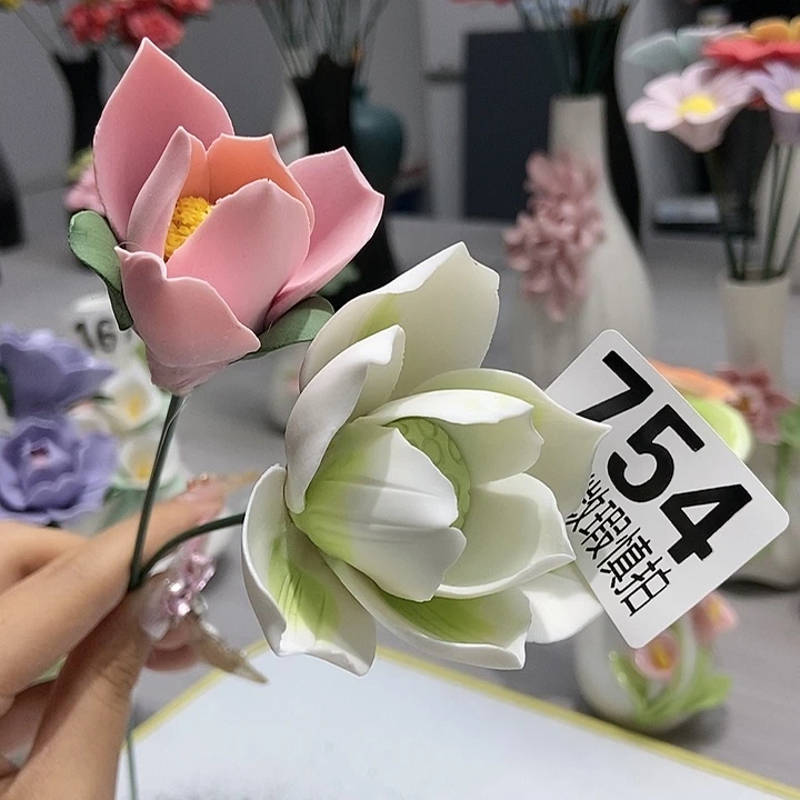 陶瓷纯手工捏花设计