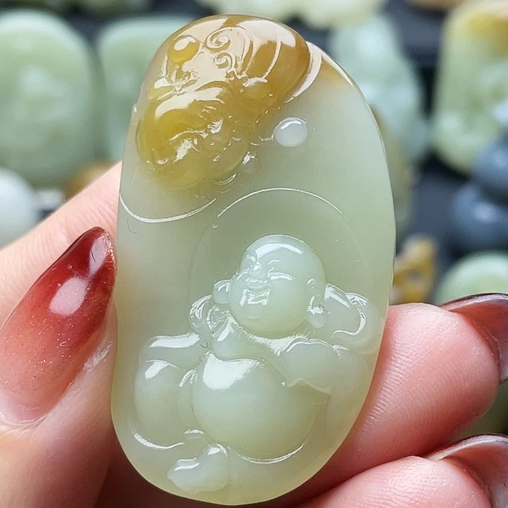 珍***福和田玉（糖玉）未镶嵌颈饰