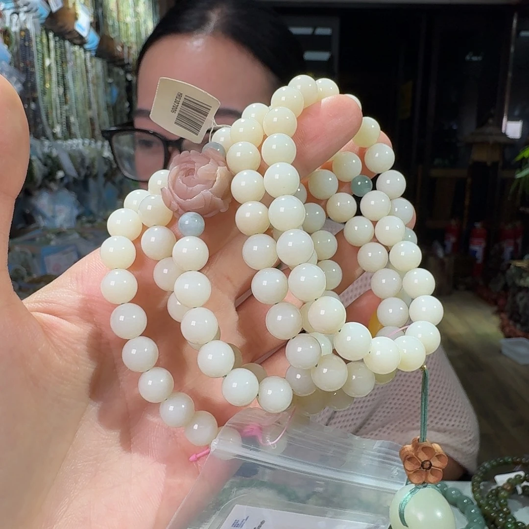 颈饰未镶嵌和田玉米达