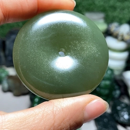 未镶嵌和田玉（糖玉）珠宝半成品