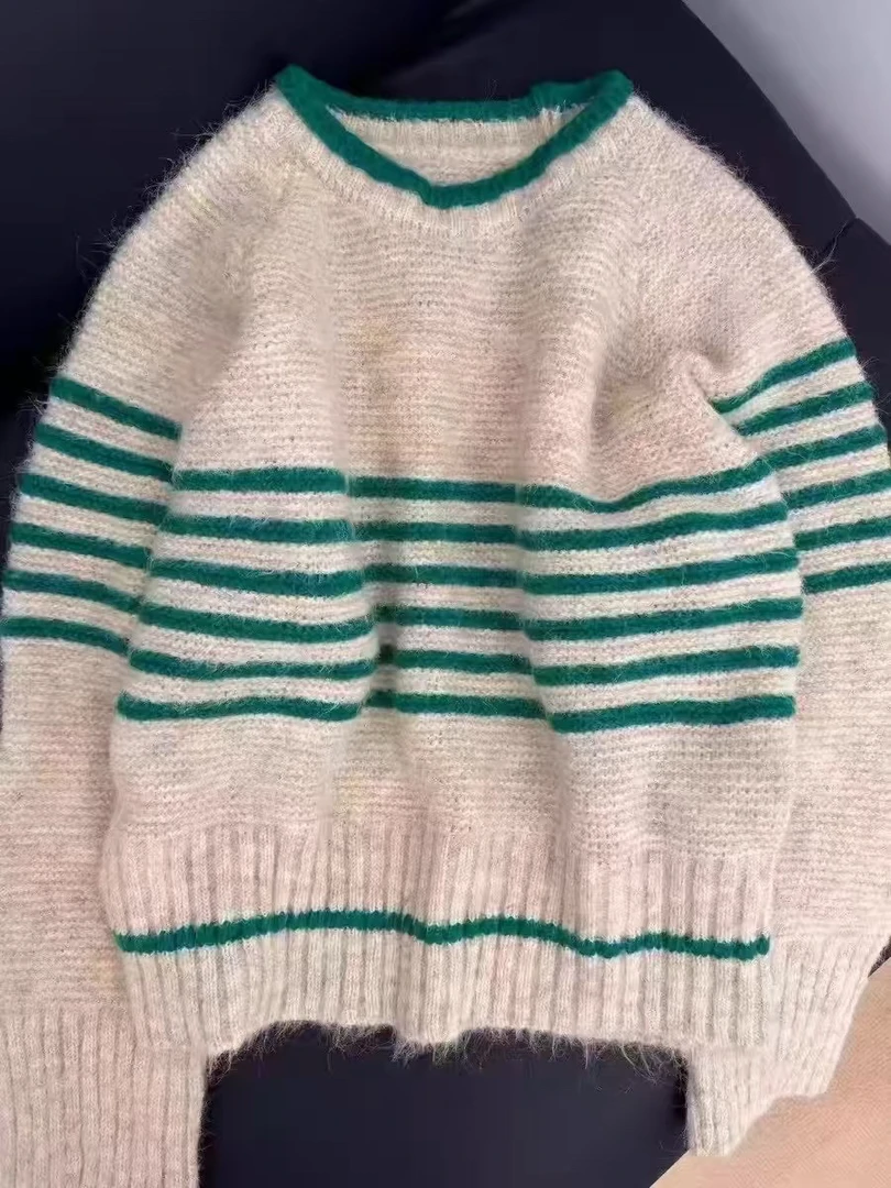 百搭休闲羊驼绒慵懒风条纹毛衣