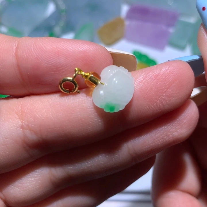 翡翠未镶嵌颈饰无镶嵌19