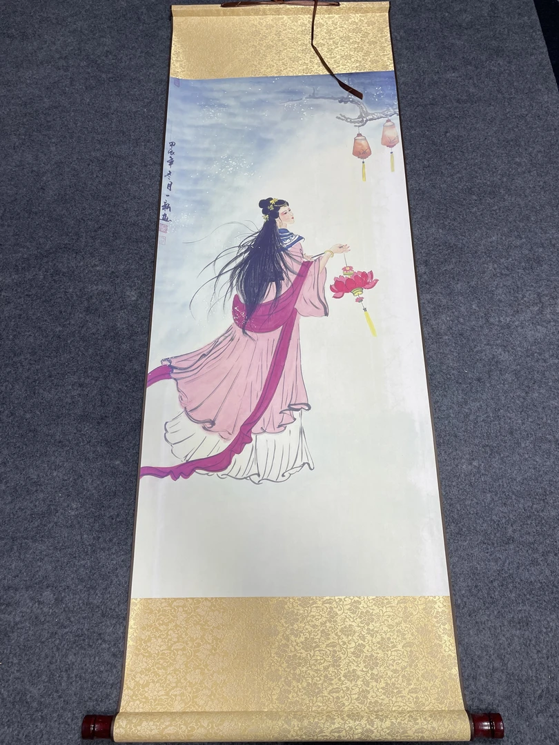 《嫦娥》 宽45高140 国画