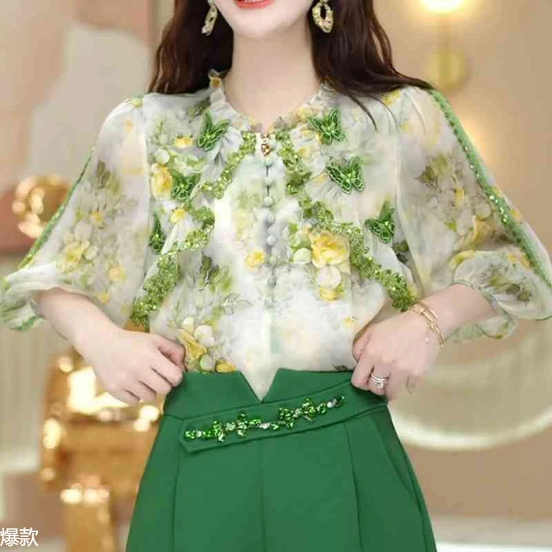 设计感时尚重工立体蝴蝶花衬衫女显瘦减龄上衣短裤时尚套装两件套