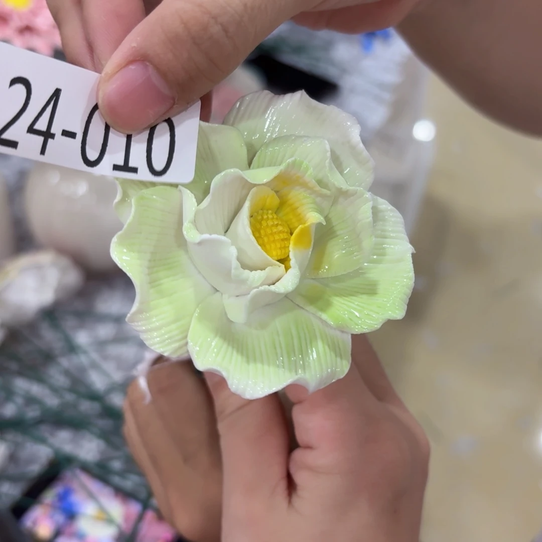 瑕疵2410 爱退款的拉黑满20元发货