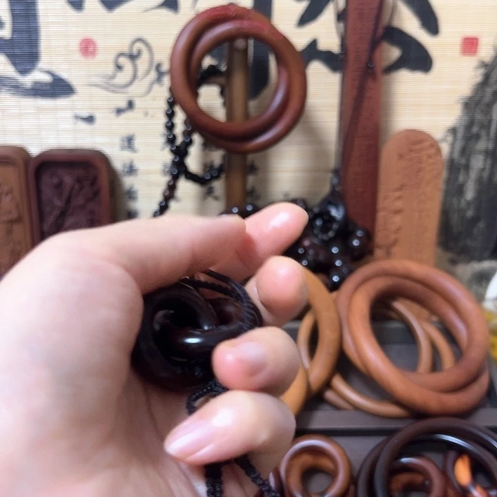 紫***真15内径玉化枣木乾坤圈