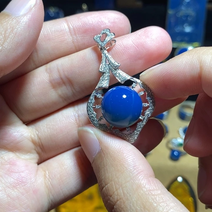 琥珀未镶嵌裸石多米尼加蓝珀