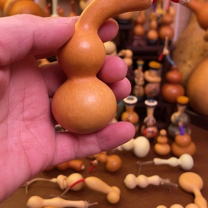 蓝***筝灵韵葫芦斋精品手把