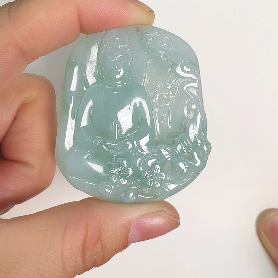 翡翠颈饰未镶嵌素衣观音