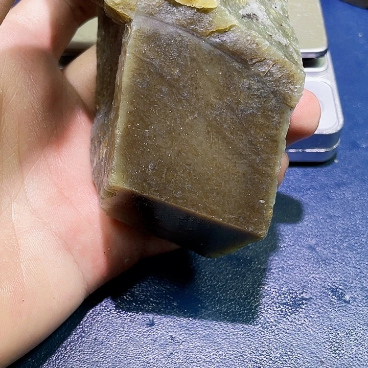 和田玉（糖玉）未镶嵌珠宝半成品