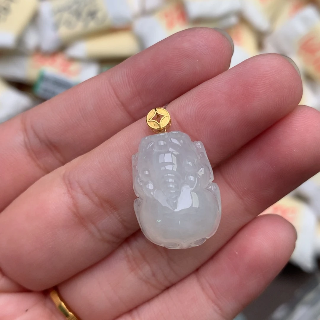 【闪购商品】翡翠挂件18K金镶嵌一