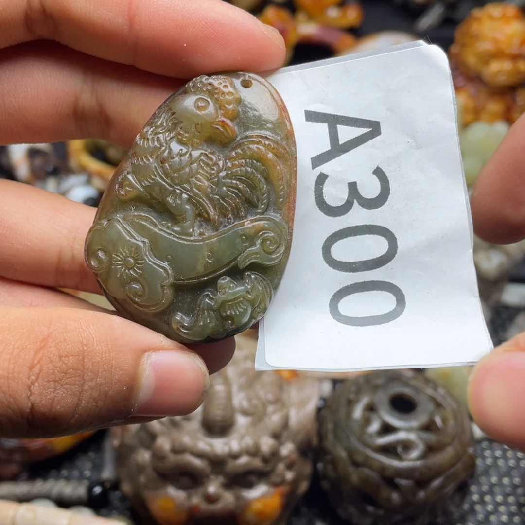 和田玉（糖玉）挂件未镶嵌