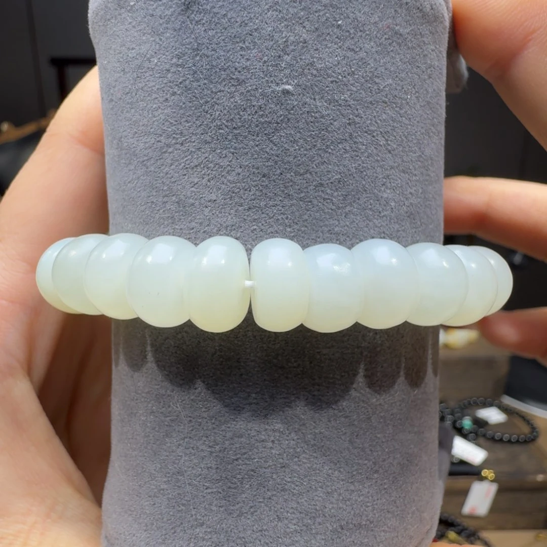 和田玉手串未镶嵌