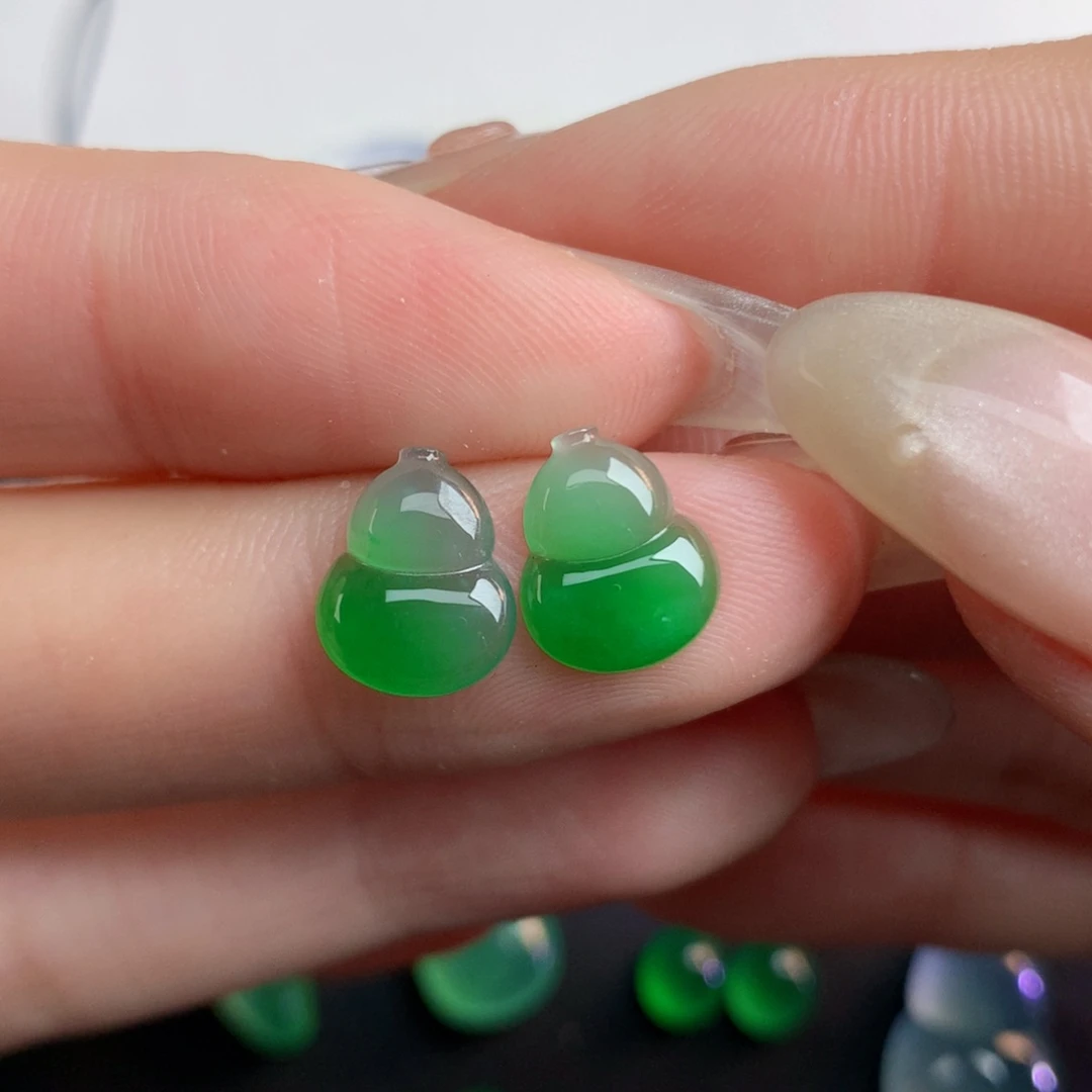 翡翠裸石10.48/8.57/2.05