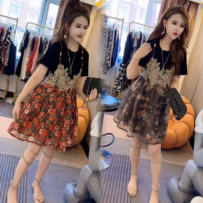 韩版连衣裙女2025夏新款蕾丝拼接假两件小个子时髦显瘦花色蓬蓬裙