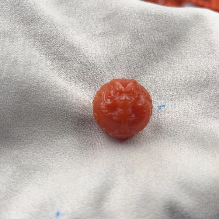 南红玛瑙吊坠未镶嵌