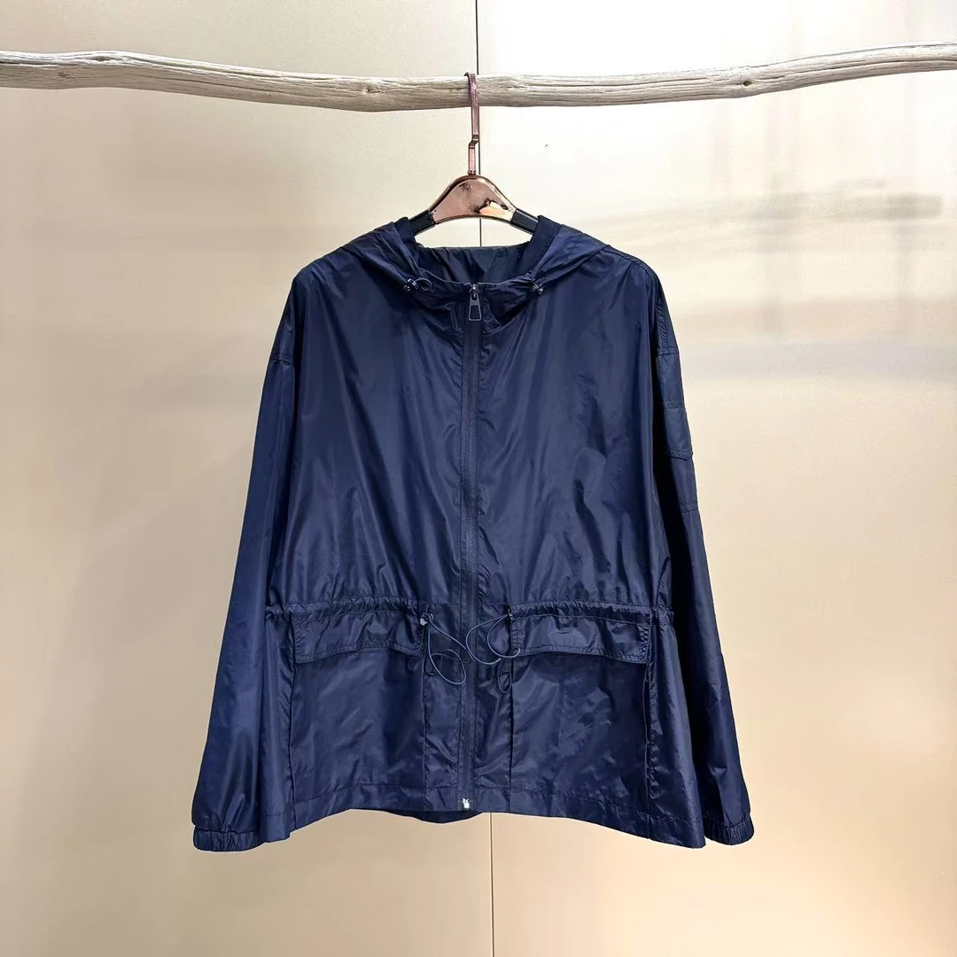 【金典名店】2521506连帽抽绳风衣外套