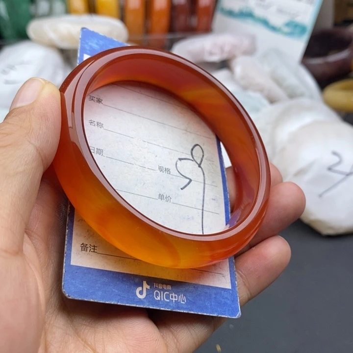 石英质玉未镶嵌手镯
