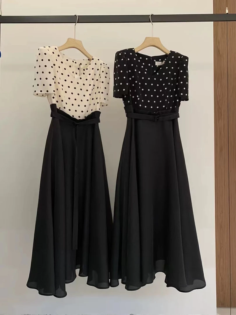 no退no换     两色波点收腰显瘦长款时尚A版小黑裙