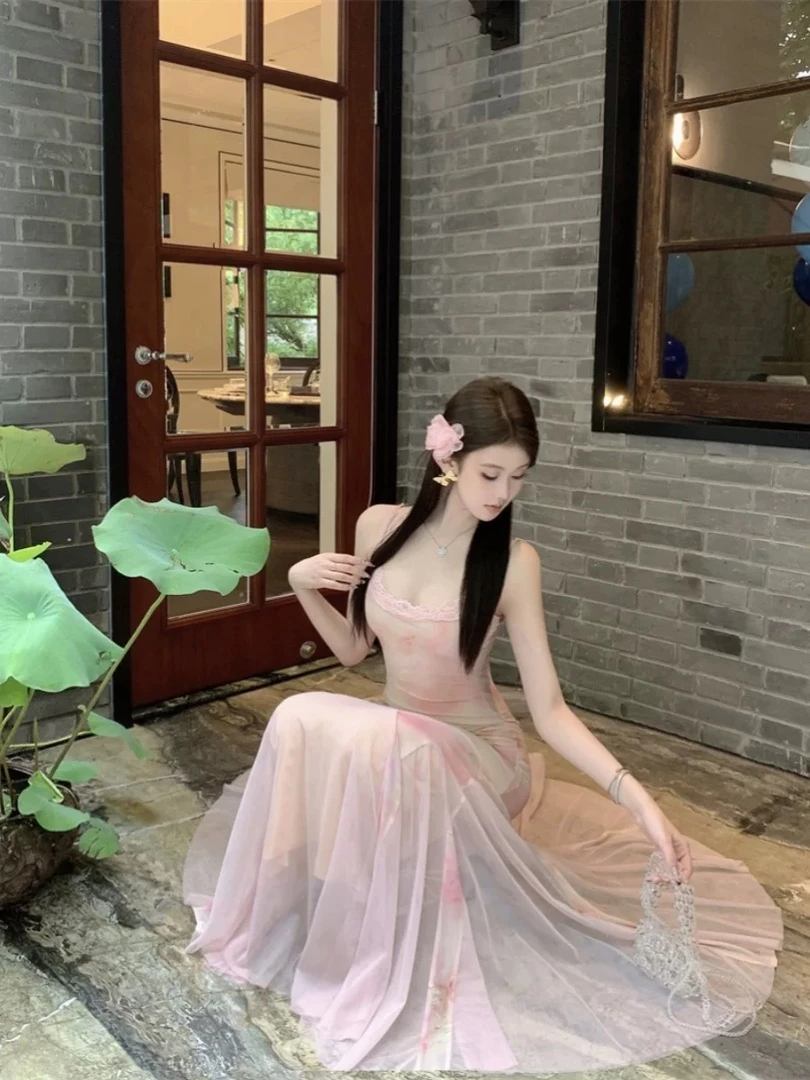 法式气质别致绝美假日碎花修身吊带连衣裙气质显瘦纯欲网纱长裙女