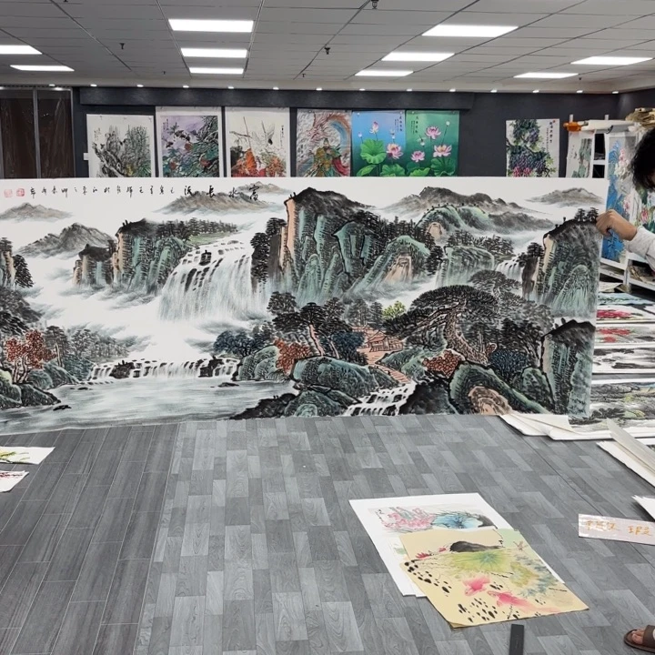 字画等多种形式的艺术作品