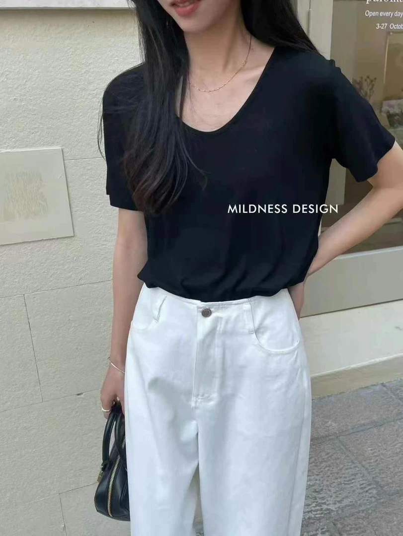 韩版神器V领打底衫