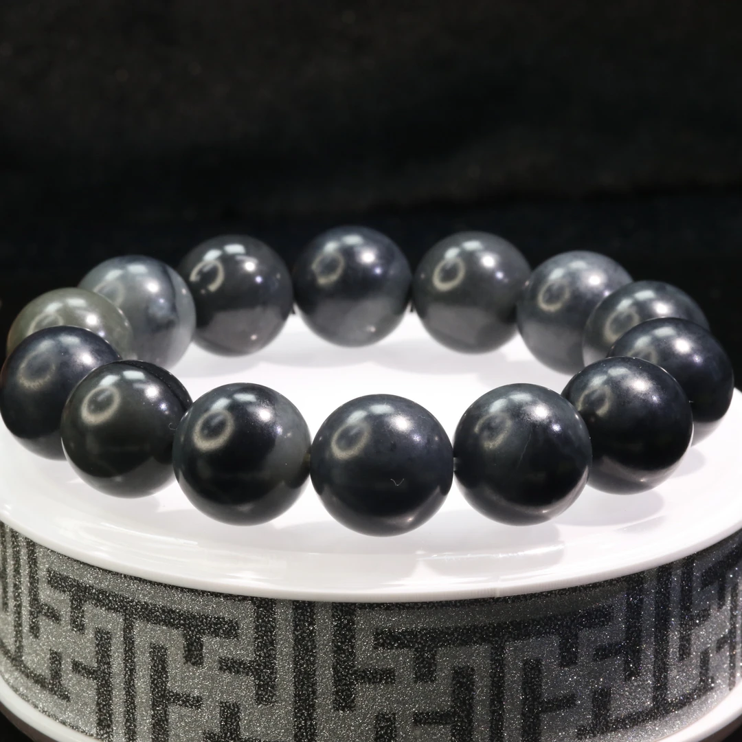 10和田玉青花手串/300215保利厦门拍卖