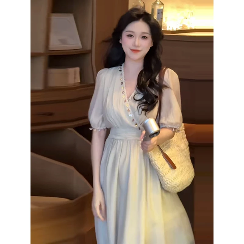 大码法式气质高级感V领连衣裙女夏季胖mm显瘦褶皱收腰温柔风长裙