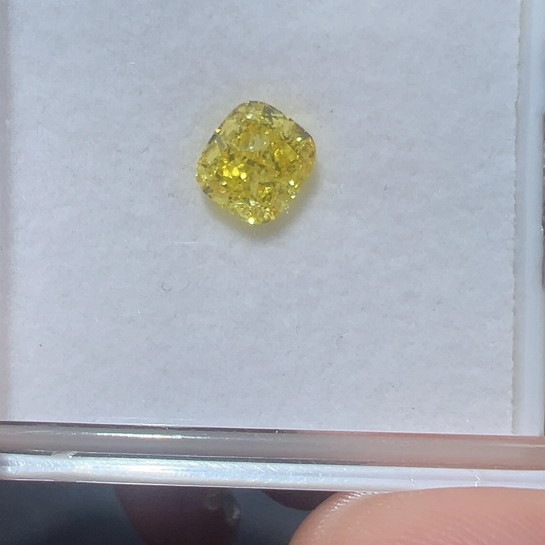 裸石合成钻石双证书垫形艳彩黄2.06ct