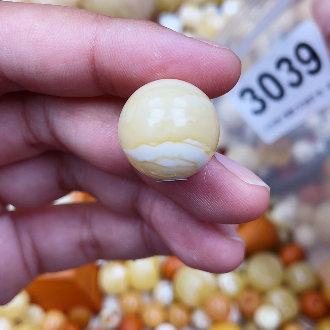 未镶嵌蜜蜡珠宝奇石17.6