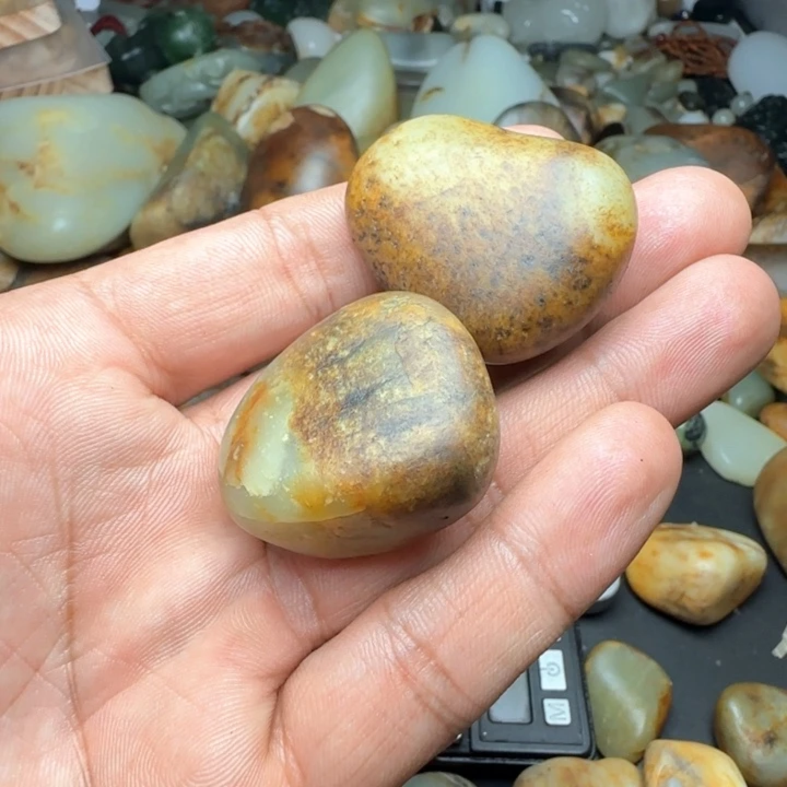 未镶嵌和田玉（子料）珠宝奇石