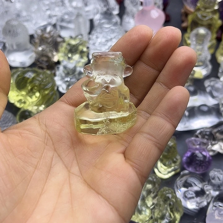 水晶摆件未镶嵌芷*摆件