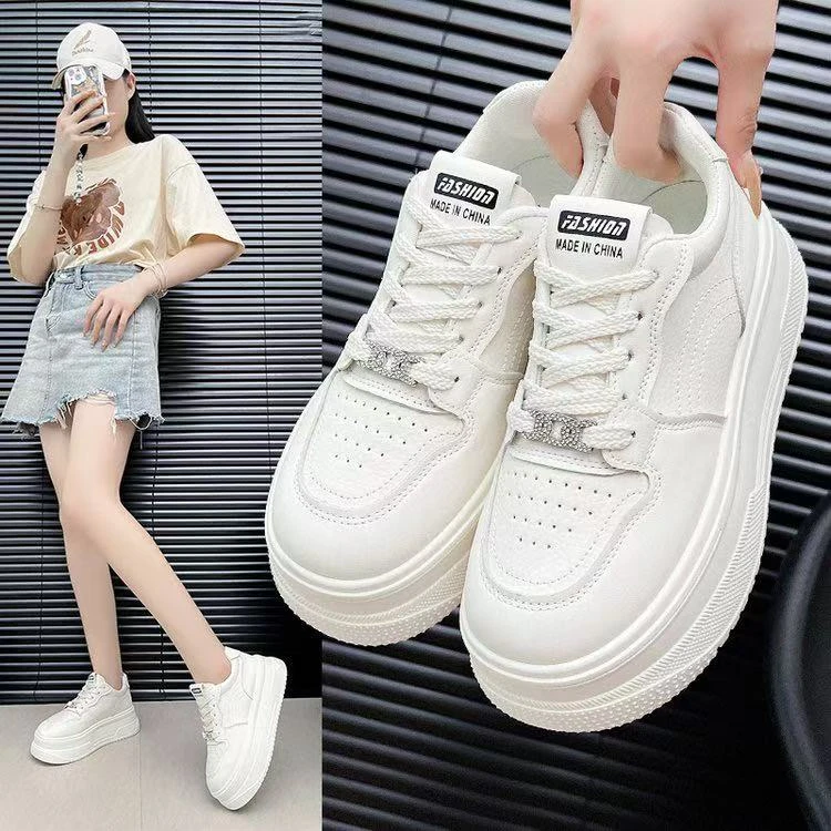 厚底松糕小白鞋女2025秋季新款真皮透气系带休闲运动百搭板鞋