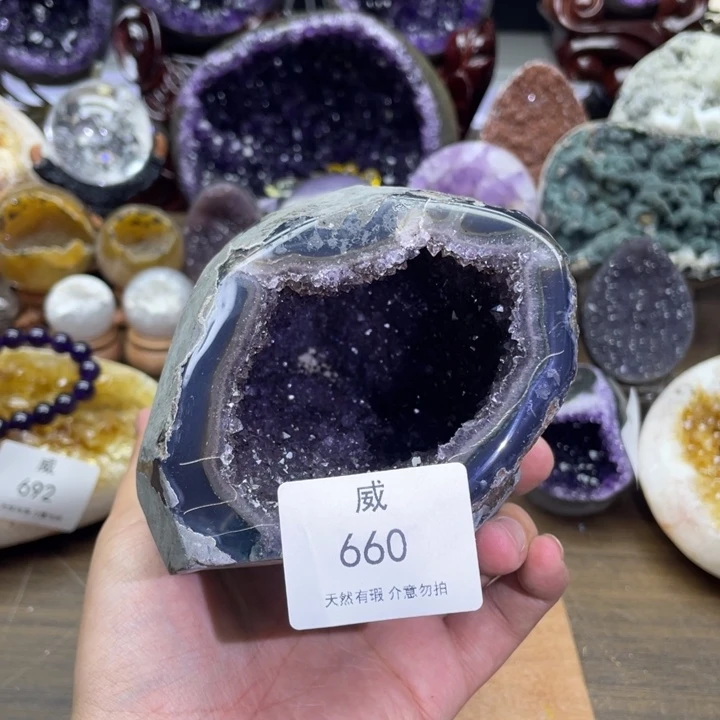 未镶嵌水晶珠宝半成品