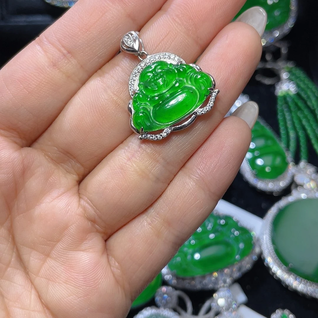 翡翠颈饰银S925镶嵌翡翠