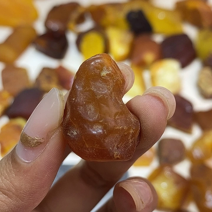 球***电琥珀未镶嵌裸石琥珀蜜蜡