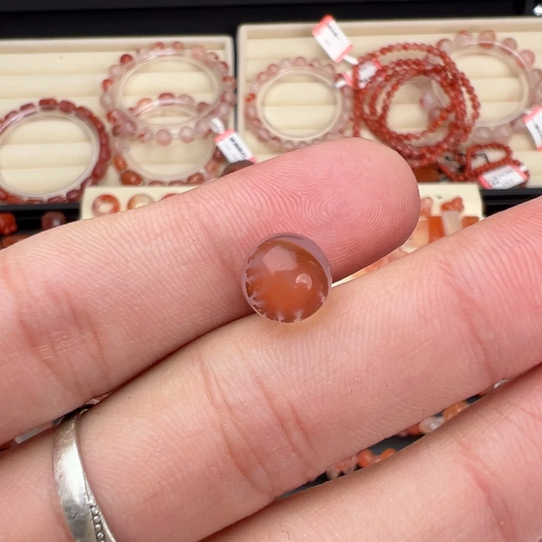 南红玛瑙未镶嵌川料圆珠8.8mm