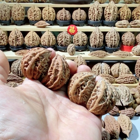 文玩核桃把件远****案双棒连体