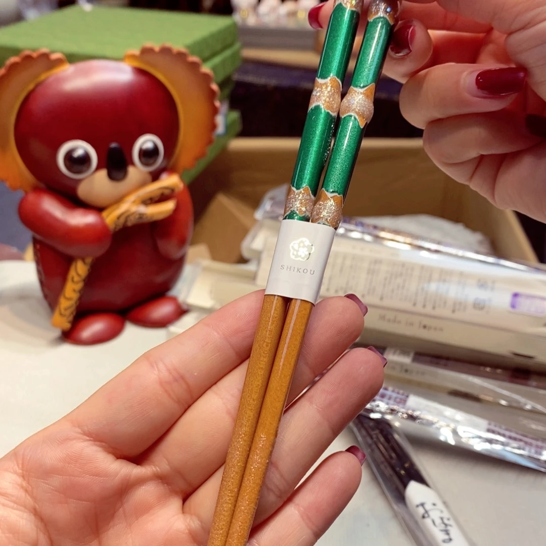 如图所示 观兰器物