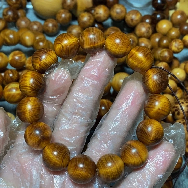 风***1柏木（崖柏）太行崖柏一线天瑕疵特价1.5