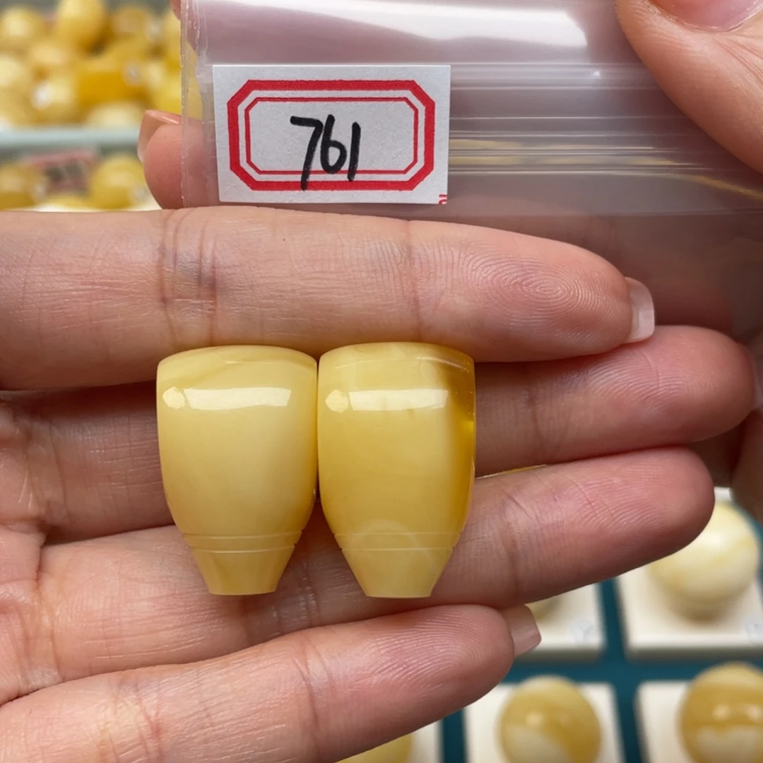 蜜蜡裸石未镶嵌溜*帝15+蜜蜡