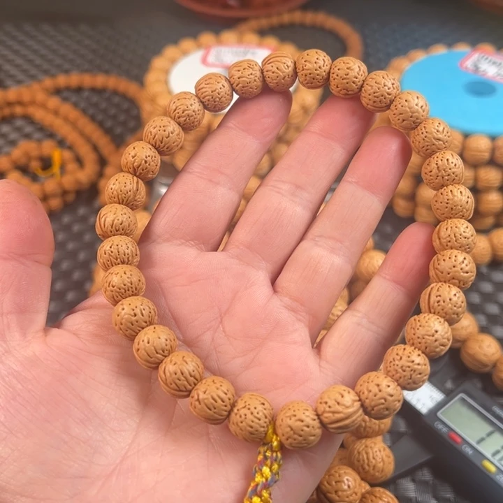 用***7桃核手串金丹桃核