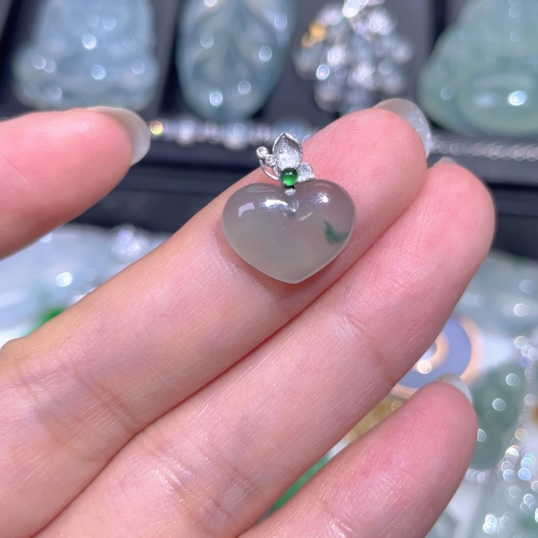 颈饰18K金镶嵌翡翠翡翠