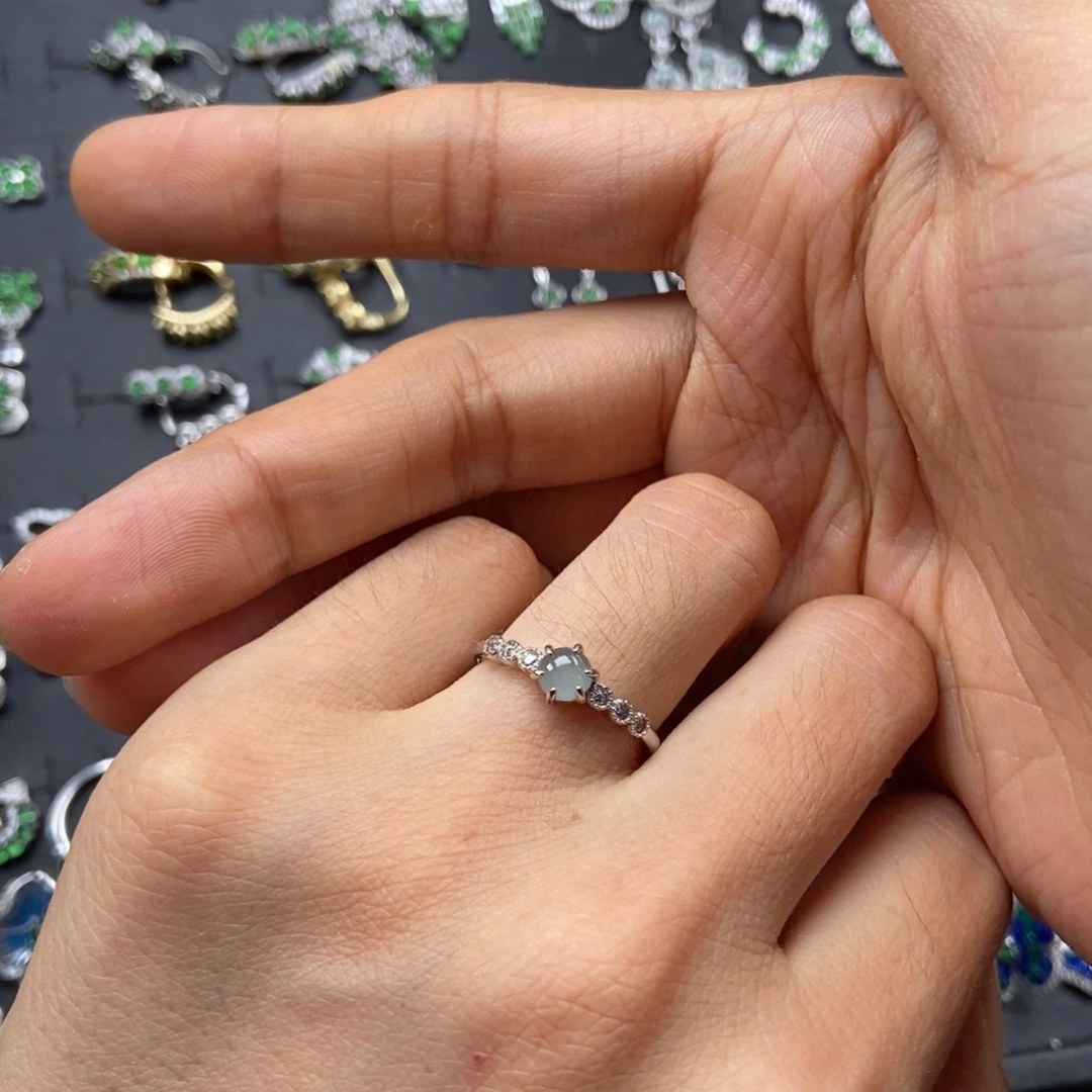 银S925镶嵌翡翠耳饰