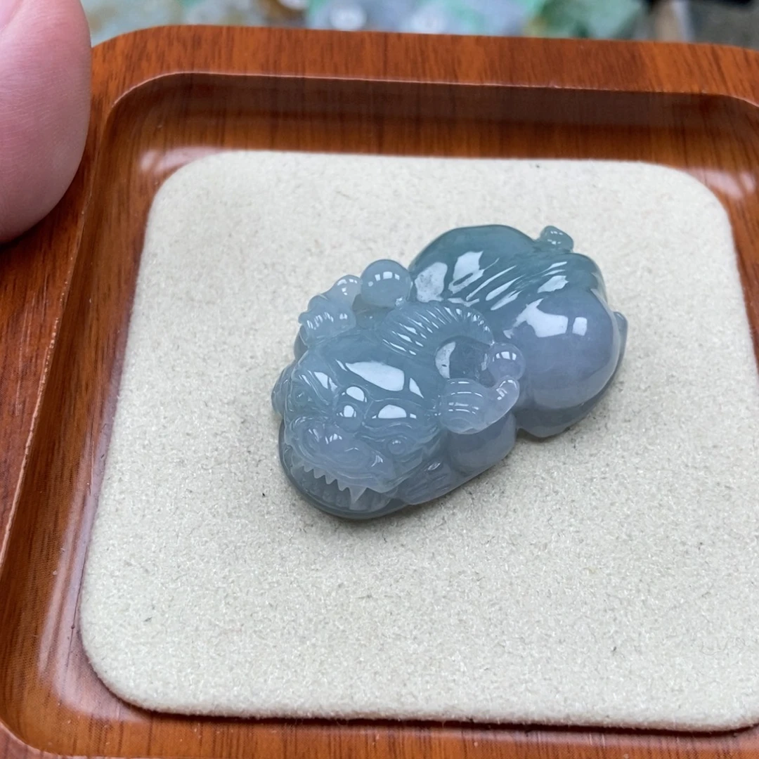 ñ****翡翠未镶嵌颈饰如意貔貅吊坠