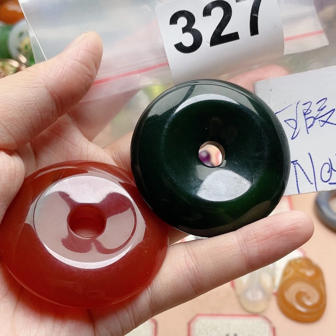 合金颈饰玛瑙/玉髓爱**己