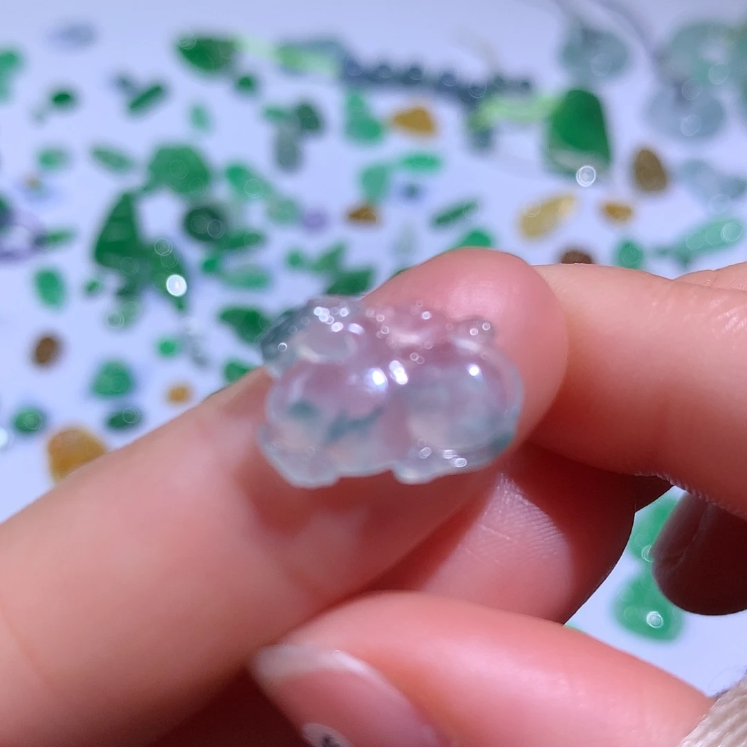 翡翠颈饰未镶嵌马