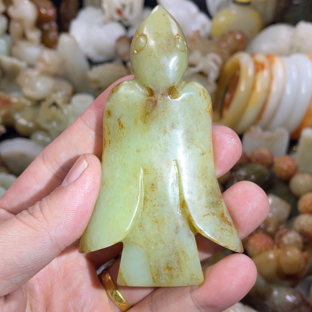 和田玉未镶嵌把件