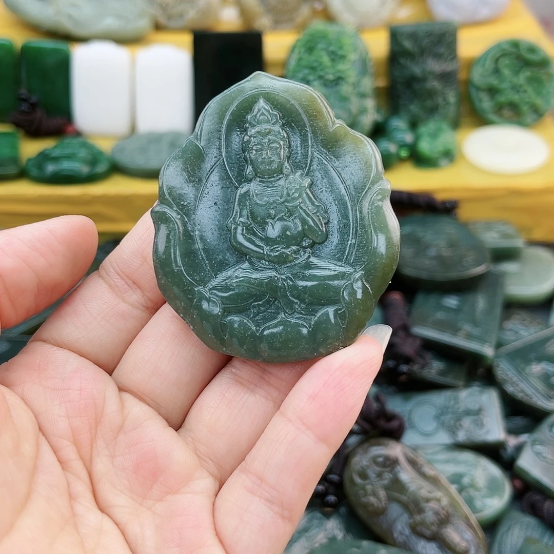 和田玉未镶嵌颈饰